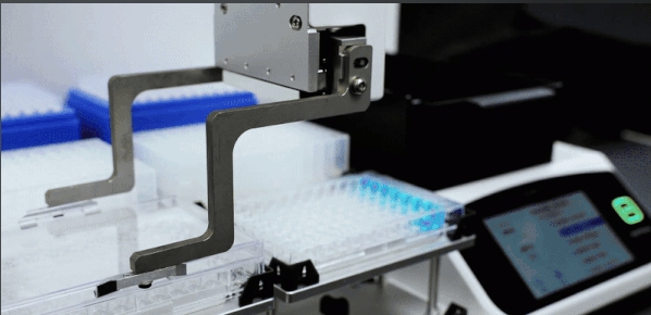 Plate cover transfer and stacking function